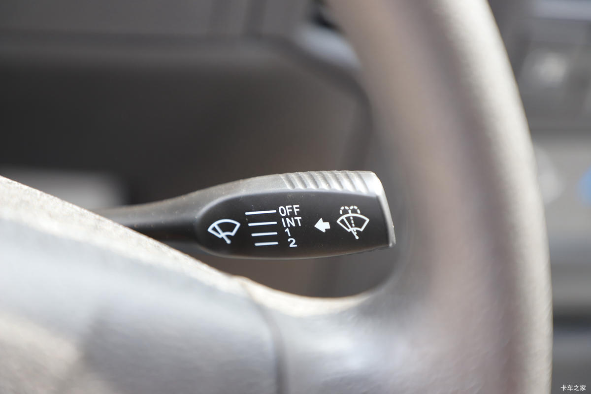 ���� ֮�� 1.2L 76���� ���� 2��˫������΢��(����)(LZW1020SBQW)��ʻ��                                               