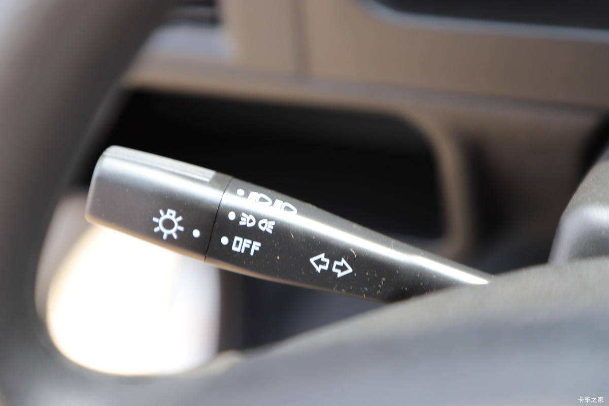 ���� ֮�� 1.2L 76���� ���� 2��˫������΢��(����)(LZW1020SBQW)��ʻ��                                               