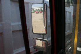 HOWO-7&nbsp;自卸车驾驶室                                               图片