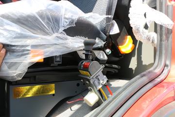 �й����� HOWO-7 380���� 6X4 6.8����ж��ͼƬ