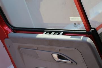 �й����� HOWO-7 380���� 6X4 6.8����ж��ͼƬ