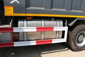 �й����� HOWO-7 380���� 6X4 6.8����ж��ͼƬ