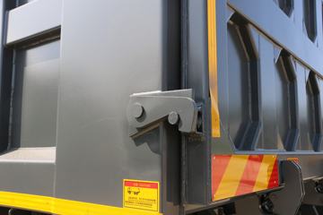 �й����� HOWO-7 380���� 6X4 6.8����ж��ͼƬ