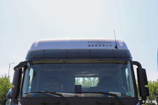 欧曼GTL牵引车南昌市火热促销中 让利高达1万