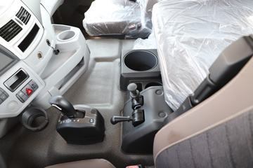 ���� ŷ��GTL ������ ������ 470���� 6X4 ǣ����(����)ͼƬ