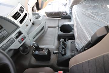 ���� ŷ��GTL ������ ������ 470���� 6X4 ǣ����(����)ͼƬ