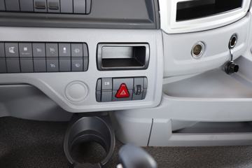 ���� ŷ��GTL ������ ������ 470���� 6X4 ǣ����(����)ͼƬ