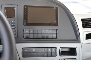 ���� ŷ��GTL ������ ������ 470���� 6X4 ǣ����(����)ͼƬ