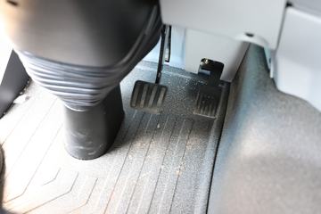 ���� ŷ��GTL ������ ������ 470���� 6X4 ǣ����(����)ͼƬ