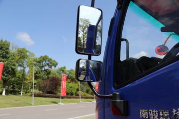 �Ͽ����� ���D50 220���� 6X2R 4.1����ж��ͼƬ