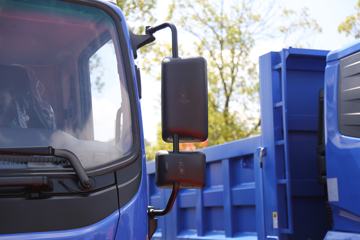 �Ͽ����� ���D50 220���� 6X2R 4.1����ж��ͼƬ