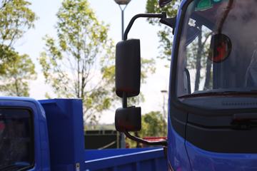 �Ͽ����� ���D50 220���� 6X2R 4.1����ж��ͼƬ