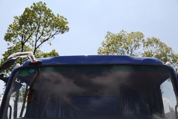 �Ͽ����� ���D50 220���� 6X2R 4.1����ж��ͼƬ