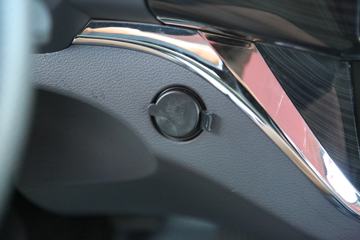 �Ͽ����� ���D50 220���� 6X2R 4.1����ж��ͼƬ