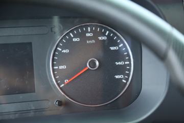 �Ͽ����� ���D50 220���� 6X2R 4.1����ж��ͼƬ