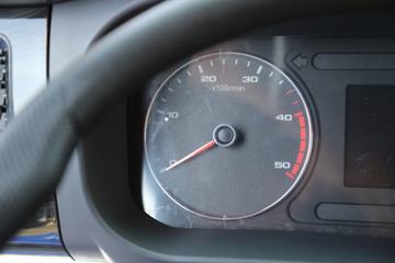 �Ͽ����� ���D50 220���� 6X2R 4.1����ж��ͼƬ