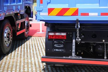 �Ͽ����� ���D50 220���� 6X2R 4.1����ж��ͼƬ