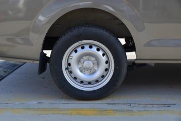 ������Խ ��Խ��V5 ������ 107���� 1.5L���� 5�� ��ջ���ͼƬ