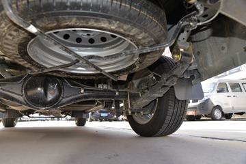 ������Խ ��Խ��V5 ������ 107���� 1.5L���� 5�� ��ջ���ͼƬ