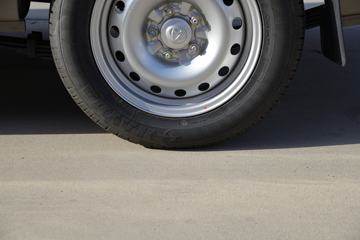 ������Խ ��Խ��V5 ������ 107���� 1.5L���� 5�� ��ջ���ͼƬ