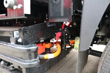 ����Ծ�� ����ES80 3.805�׵��Ŵ��綯����С�� 55.6kWhͼƬ