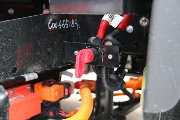 ����Ծ�� ����ES80 3.805�׵��Ŵ��綯����С�� 55.6kWhͼƬ