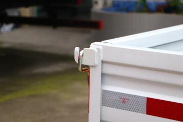 ����Ծ�� ����ES80 3.805�׵��Ŵ��綯����С�� 55.6kWhͼƬ