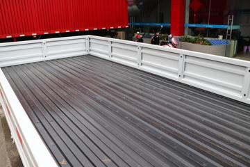 ����Ծ�� ����ES80 3.805�׵��Ŵ��綯����С�� 55.6kWhͼƬ