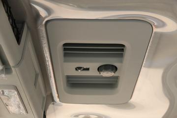 �й�����HOWO ͳ˧ 130���� 4.15��AMT�Զ������������Ῠ(����)ͼƬ