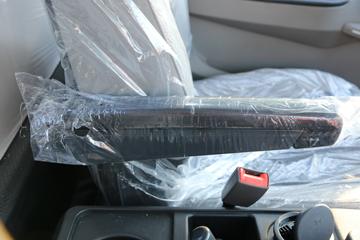 �й�����HOWO ͳ˧ 130���� 4.15��AMT�Զ������������Ῠ(����)ͼƬ