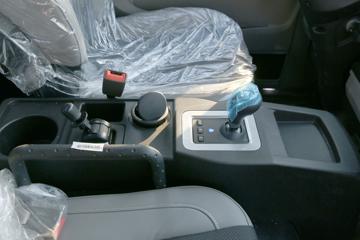 �й�����HOWO ͳ˧ 130���� 4.15��AMT�Զ������������Ῠ(����)ͼƬ