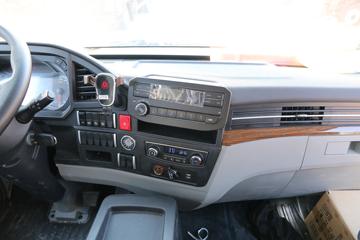 �й�����HOWO ͳ˧ 130���� 4.15��AMT�Զ������������Ῠ(����)ͼƬ
