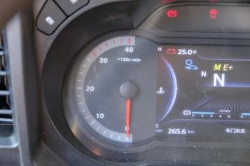 �й�����HOWO ͳ˧ 130���� 4.15��AMT�Զ������������Ῠ(����)ͼƬ