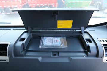 �й�����HOWO G5X�п� 220���� 6.75���Ű��դʽ�ػ���(ZZ5167CCYG421DE1)ͼƬ