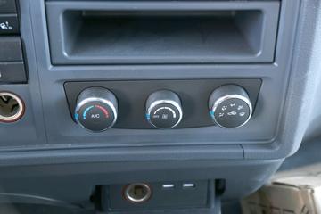 �й�����HOWO G5X�п� 220���� 6.75���Ű��դʽ�ػ���(ZZ5167CCYG421DE1)ͼƬ