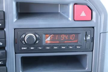 �й�����HOWO G5X�п� 220���� 6.75���Ű��դʽ�ػ���(ZZ5167CCYG421DE1)ͼƬ