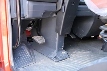 �й�����HOWO G5X�п� 220���� 6.75���Ű��դʽ�ػ���(ZZ5167CCYG421DE1)ͼƬ