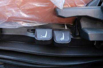 �й�����HOWO G5X�п� 220���� 6.75���Ű��դʽ�ػ���(ZZ5167CCYG421DE1)ͼƬ