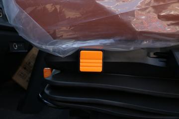 �й�����HOWO G5X�п� 220���� 6.75���Ű��դʽ�ػ���(ZZ5167CCYG421DE1)ͼƬ