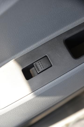 Ծ�� ��ԽC300 130���� 4.2�׵��������Ῠ(Ϋ��)(����)(SH1043ZFDDWZ)ͼƬ