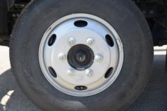 跃进 超越C300 130马力 4.2米单排栏板轻卡(潍柴)(国六)(SH1043ZFDDWZ)