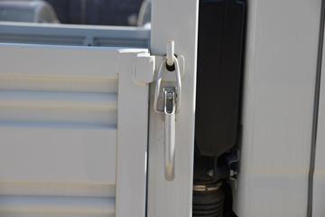 Ծ�� ��ԽC300 130���� 4.2�׵��������Ῠ(Ϋ��)(����)(SH1043ZFDDWZ)ͼƬ