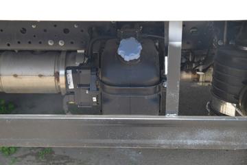 Ծ�� ��ԽC500 132���� 4.17�׵�����ʽ�Ῠ(����)(SH5043XXYZFDCWZ5)ͼƬ