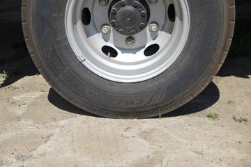 Ծ�� ��ԽC500 132���� 4.17�׵�����ʽ�Ῠ(����)(SH5043XXYZFDCWZ5)ͼƬ