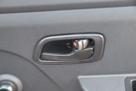 新豹T1&nbsp;载货车驾驶室                                               图片