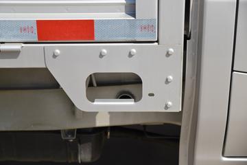 ������Խ �±�T3 ������ 1.6L ���� 122���� 2.82�׵�������С��(����)(����̥)ͼƬ