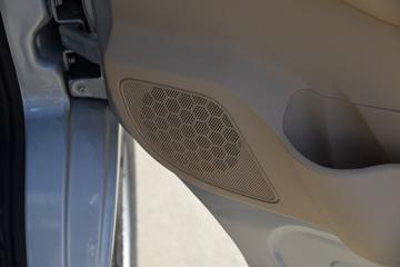 ������Խ �±�T3 1.6L ���� 122���� 2.42��˫����ʽ΢��(����)(SC5031XXYTFS6B1)ͼƬ