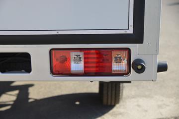 ������Խ �±�T3 1.6L ���� 122���� 2.42��˫����ʽ΢��(����)(SC5031XXYTFS6B1)ͼƬ