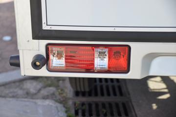 ������Խ �±�T3 1.6L ���� 122���� 2.42��˫����ʽ΢��(����)(SC5031XXYTFS6B1)ͼƬ