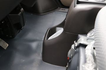 ����翨 2.5T 3.015�׵��Ŵ��綯�������䳵 41.86kWhͼƬ